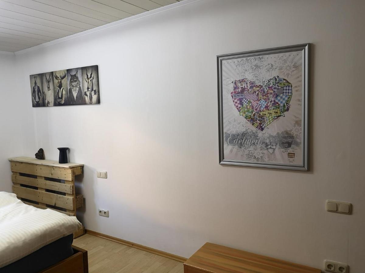 Ferienwohnung Hofheinz Garmisch-Partenkirchen Exteriör bild